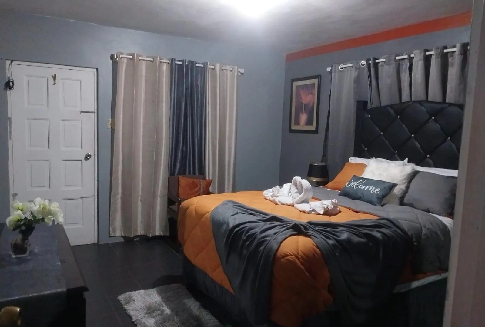 Tashari-Dae Inn Luxury Suite Mandeville Homestay